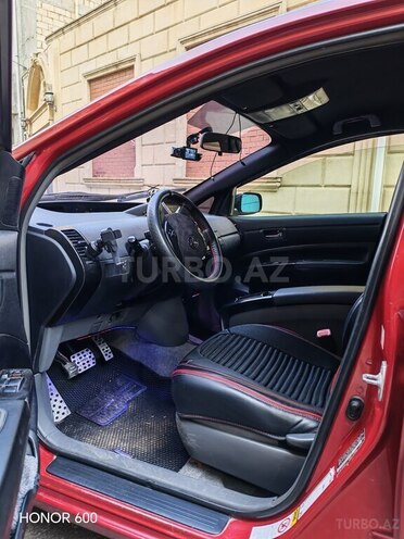 Toyota Prius-11