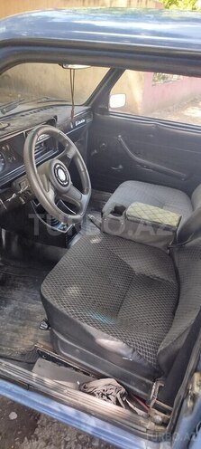 LADA (VAZ) 2107-2
