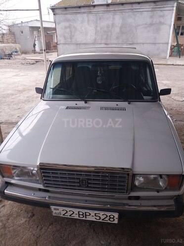 LADA (VAZ) 2107-2