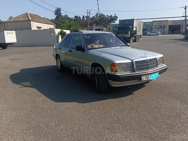 Mercedes 190-6