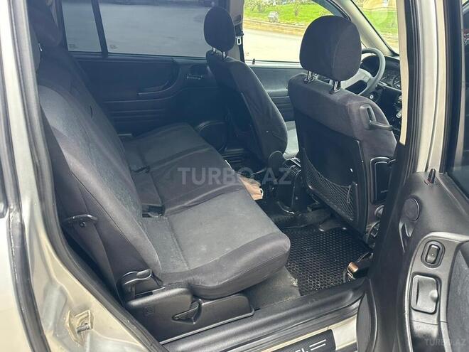 Opel Zafira-11