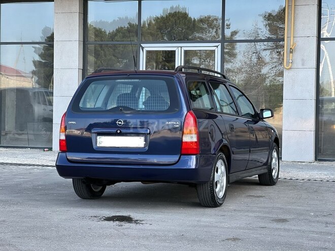 Opel Astra-4
