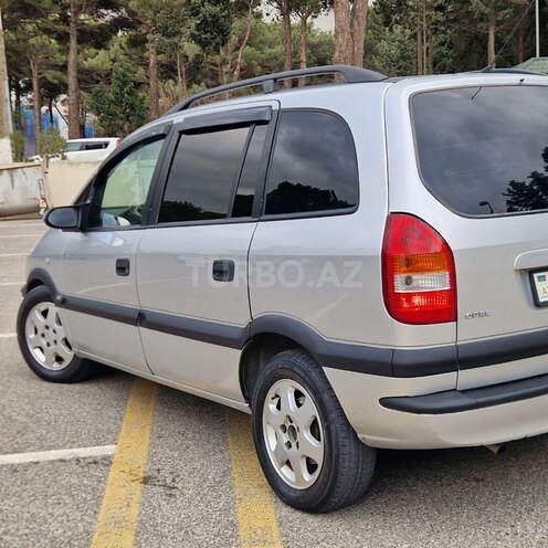 Opel Zafira-7