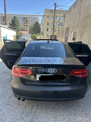 Audi A4-2