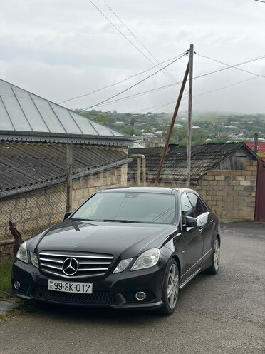 Mercedes E 250-3