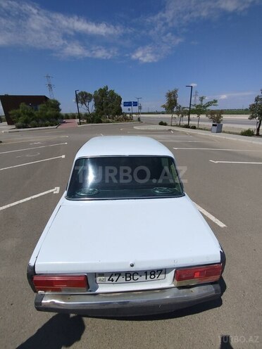 LADA (VAZ) 2107-2