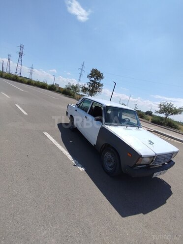 LADA (VAZ) 2107-4