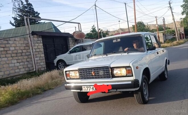 LADA (VAZ) 2107-3