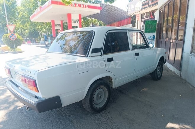 LADA (VAZ) 2107-5