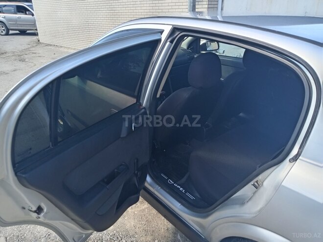 Opel Astra-4