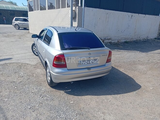 Opel Astra-14