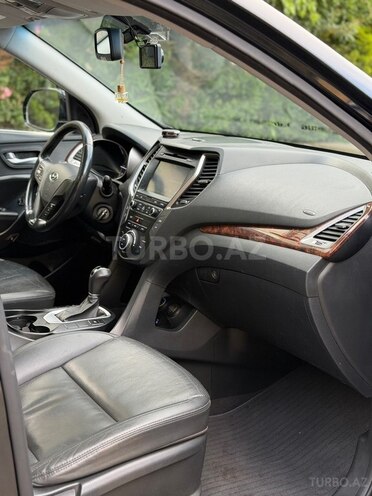 Hyundai Santa Fe-4
