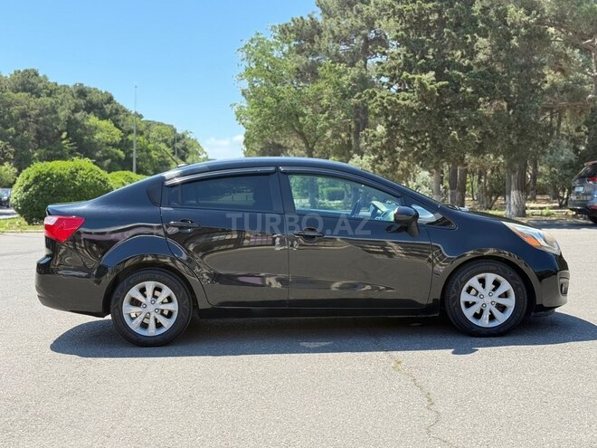 Kia Rio-6