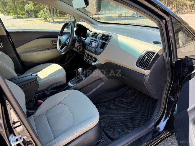 Kia Rio-10
