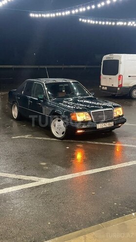 Mercedes E 220-14