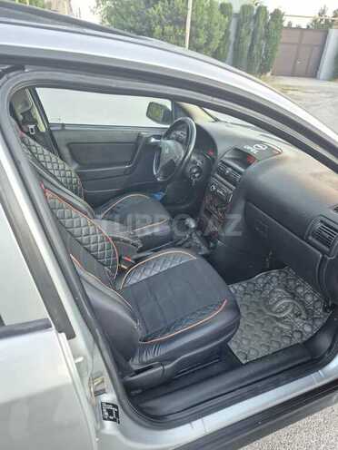 Opel Astra-9