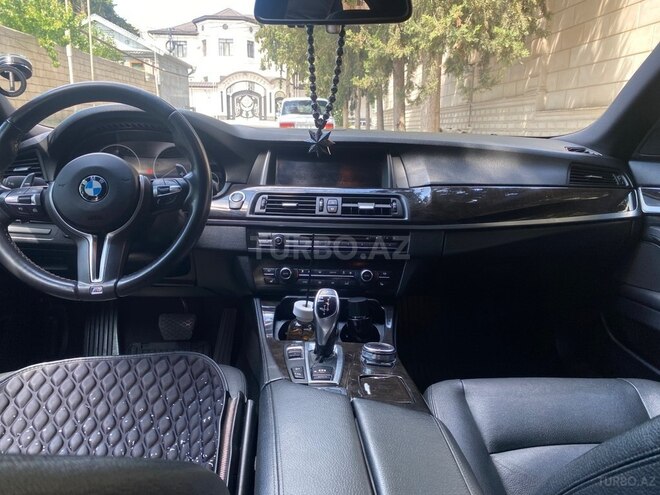 BMW 528-2