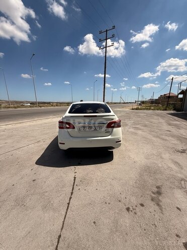 Nissan Sentra-5