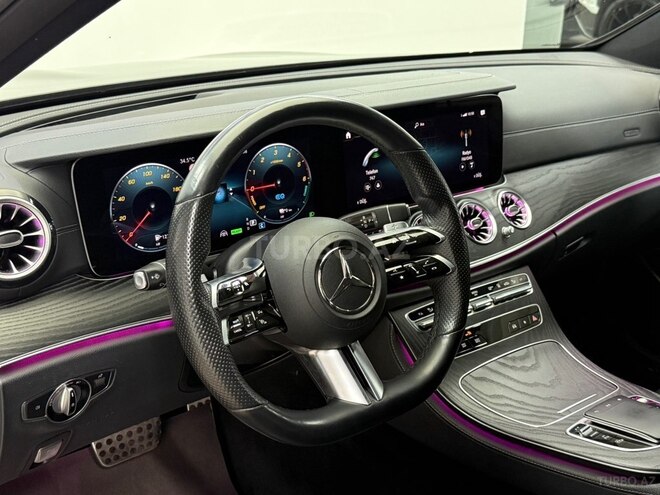 Mercedes E 300 de-9