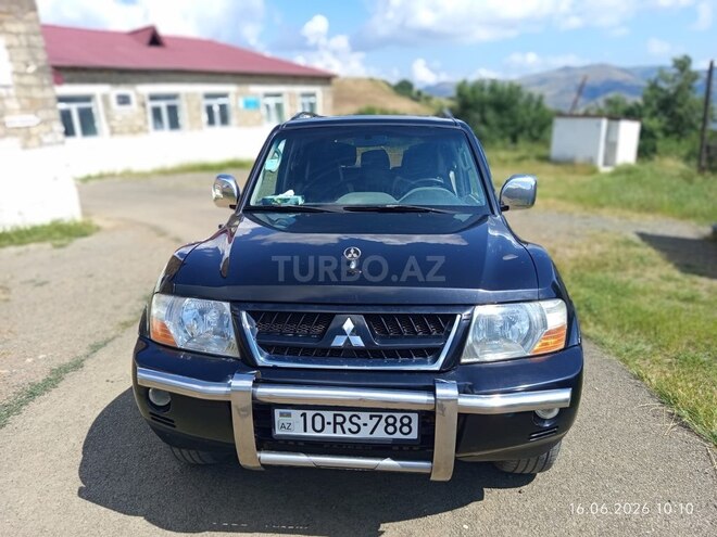 Mitsubishi Pajero-14