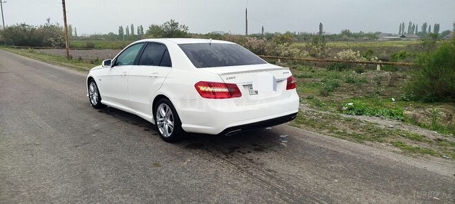 Mercedes E 250-4