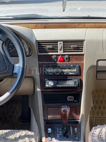 Mercedes C 230-6