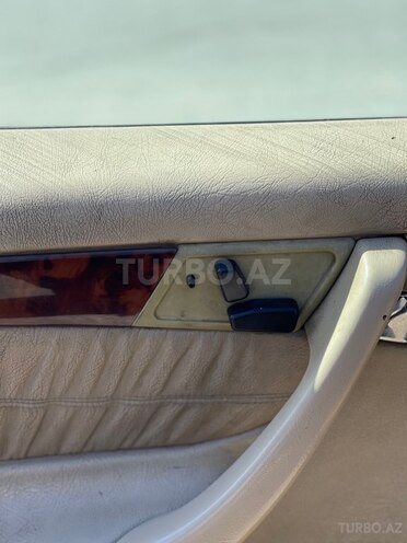 Mercedes C 230-11