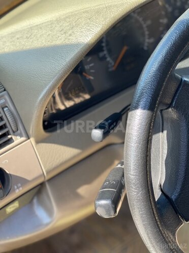 Mercedes C 230-7