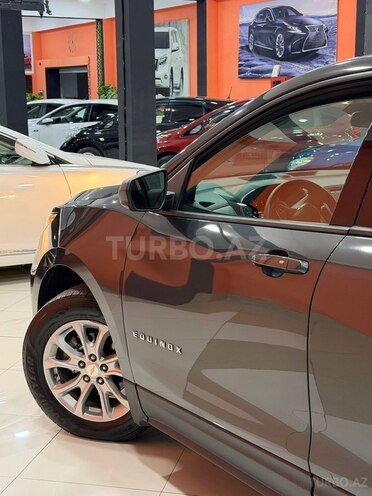 Chevrolet Equinox-8