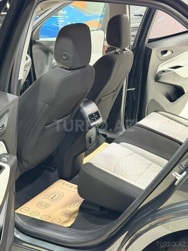 Chevrolet Equinox-19