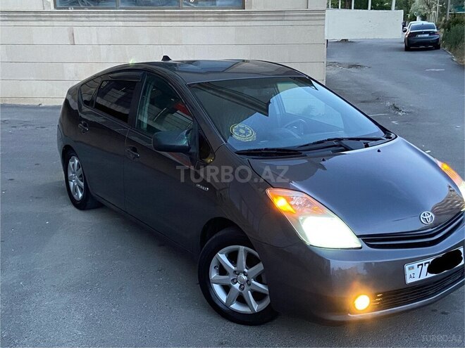 Toyota Prius-11