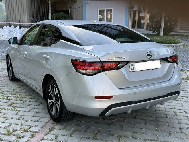 Nissan Sentra-10