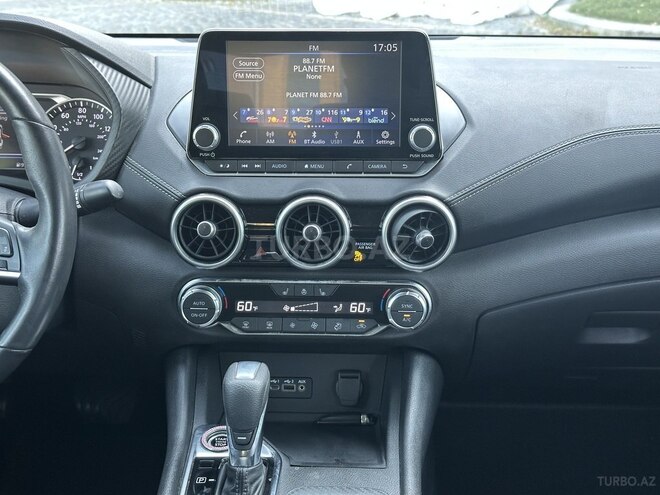 Nissan Sentra-17