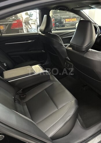 Toyota Camry-24