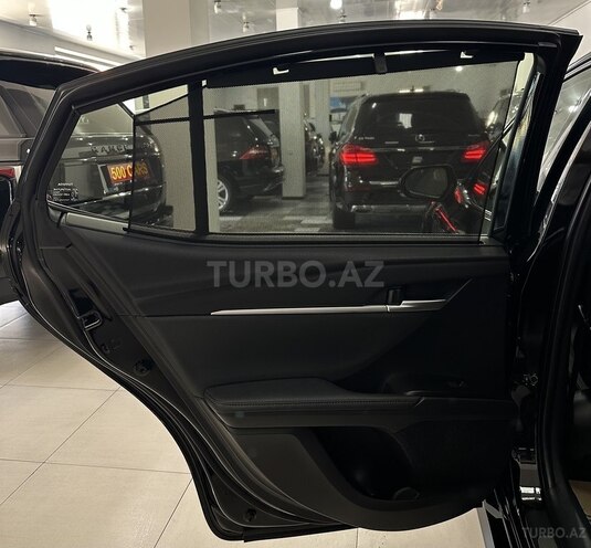 Toyota Camry-25