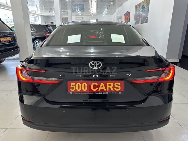 Toyota Camry-7