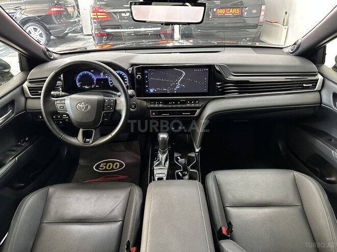Toyota Camry-12