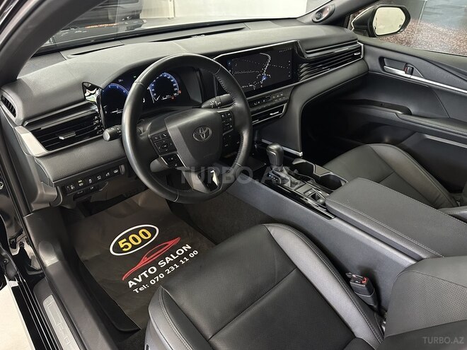 Toyota Camry-8