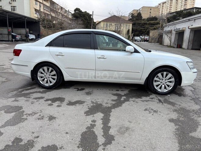 Hyundai Sonata-5