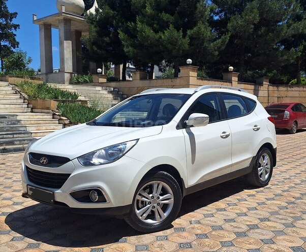 Hyundai ix35-12