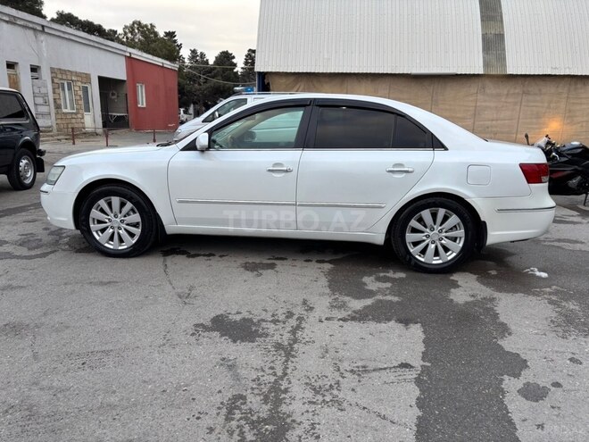 Hyundai Sonata-6