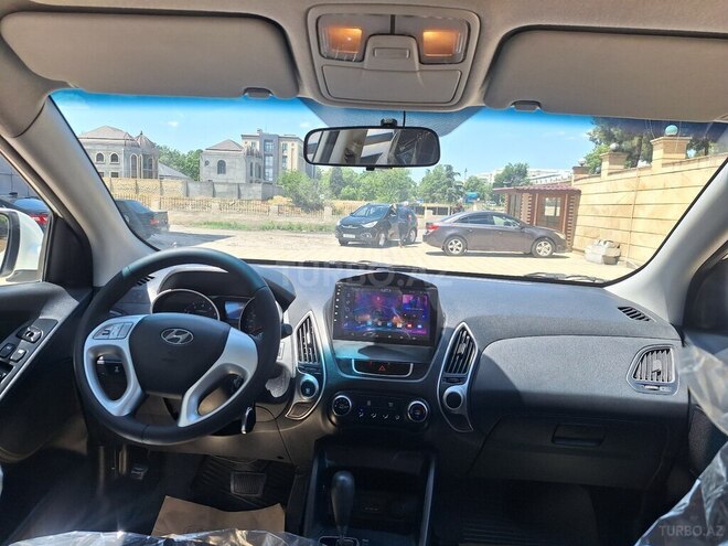 Hyundai ix35-13