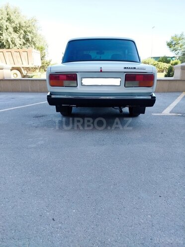 LADA (VAZ) 2107-4