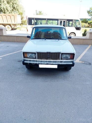 LADA (VAZ) 2107-2