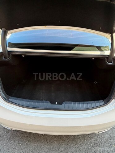 Hyundai Azera-13