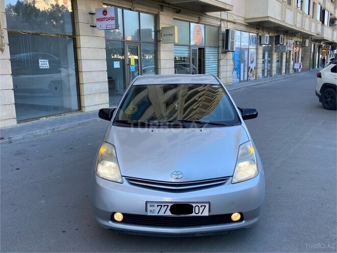 Toyota Prius-1