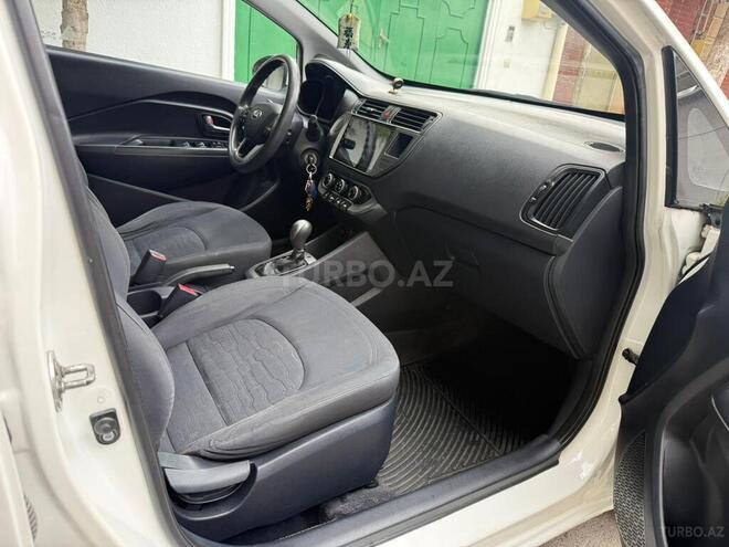 Kia Rio-8