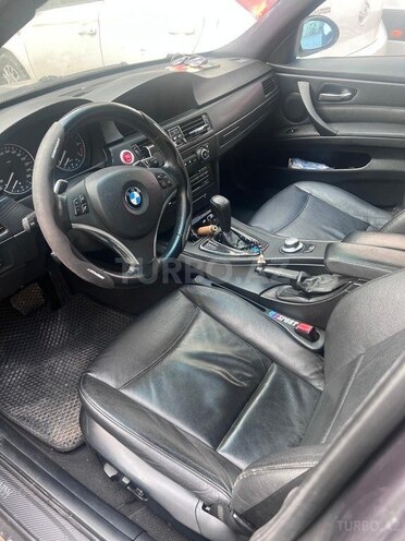 BMW 320-8