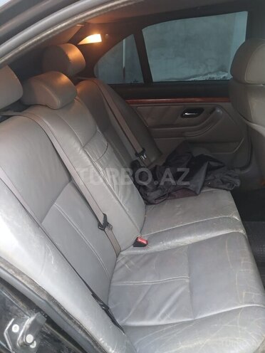 BMW 523-3