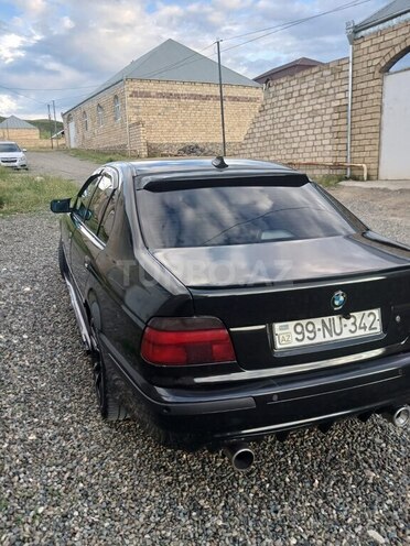 BMW 523-6
